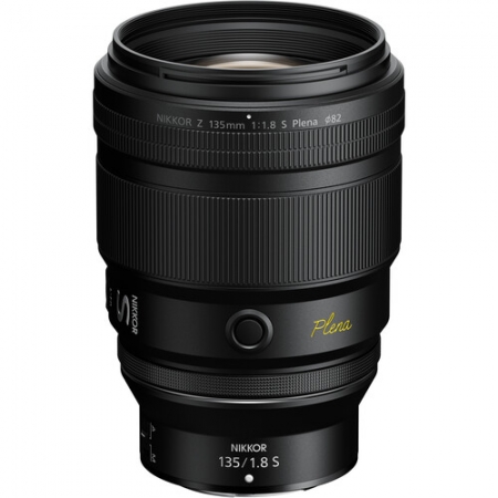 Nikon Z 135mm f/1.8 S Plena